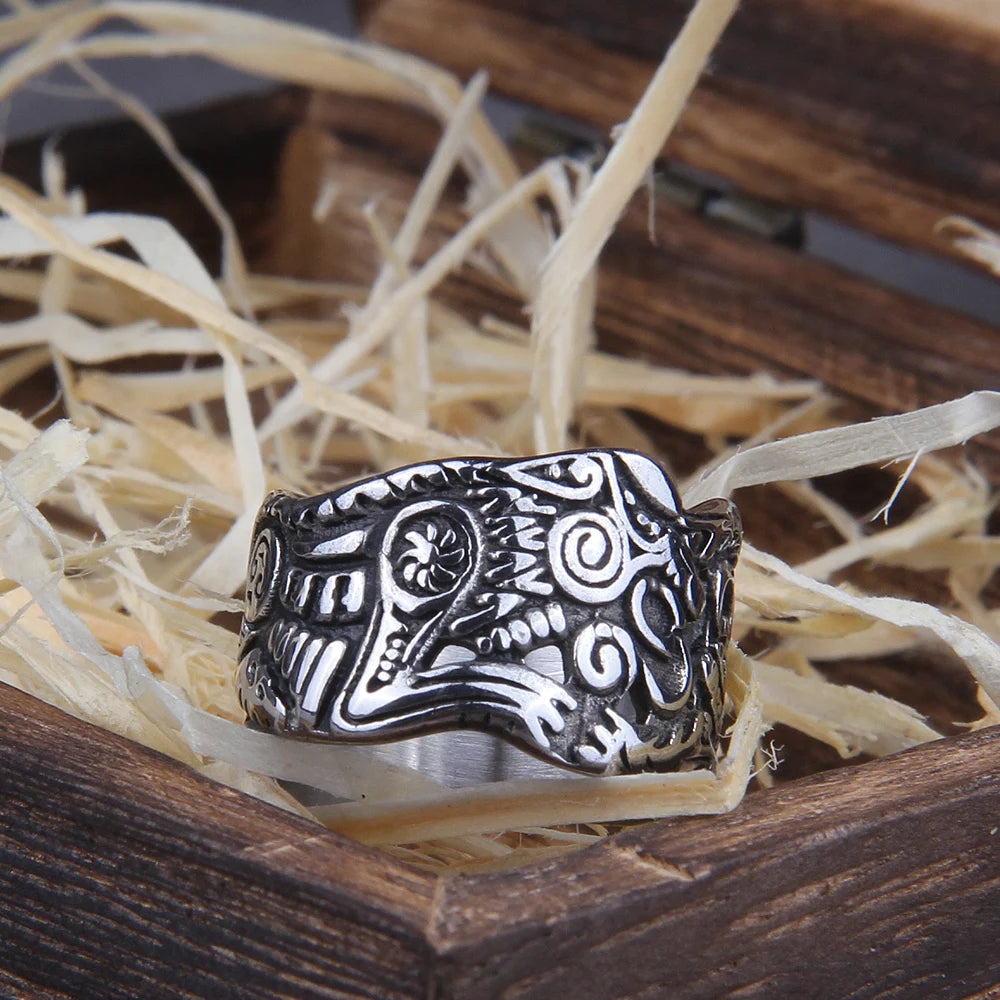 Viking Vegvisir Wolf Ring - Stainless Steel With Wooden Box