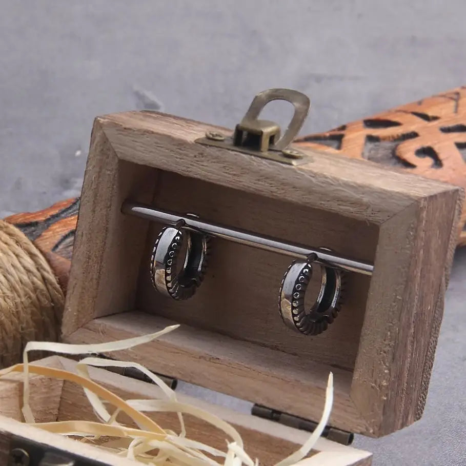 Geometric Huggie Earings - Stainless Steel With Wooden Box